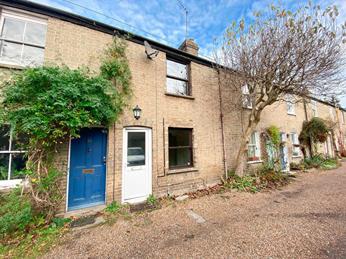 3 Bedroom Cottage To Rent In North Cottages, Trumpington Road, CB2