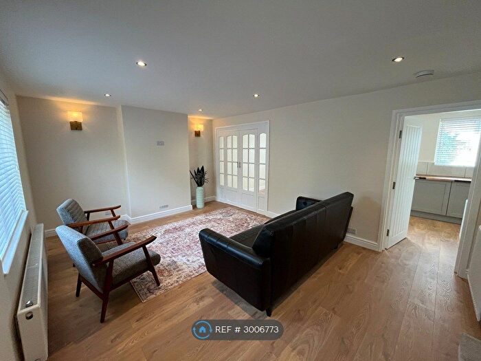 4 Bedroom End Of Terrace House To Rent In Windmill Lane, Nottingham, NG3