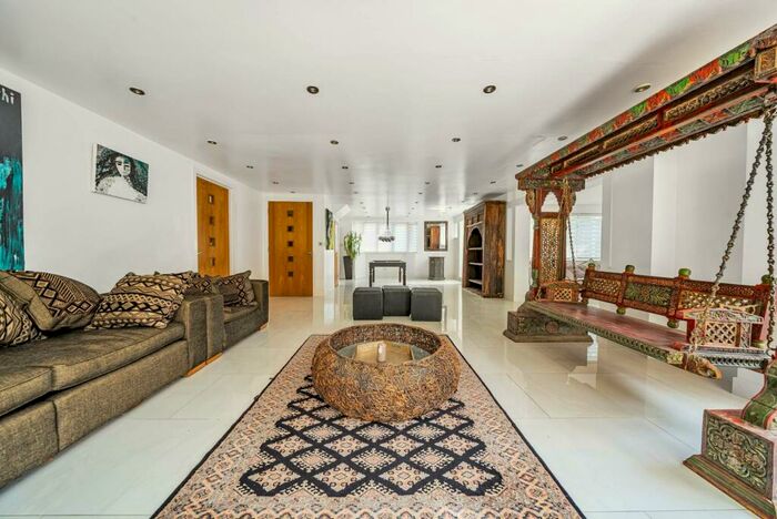 6 Bedroom House To Rent In Astons Road, Moor Park, Northwood, HA6