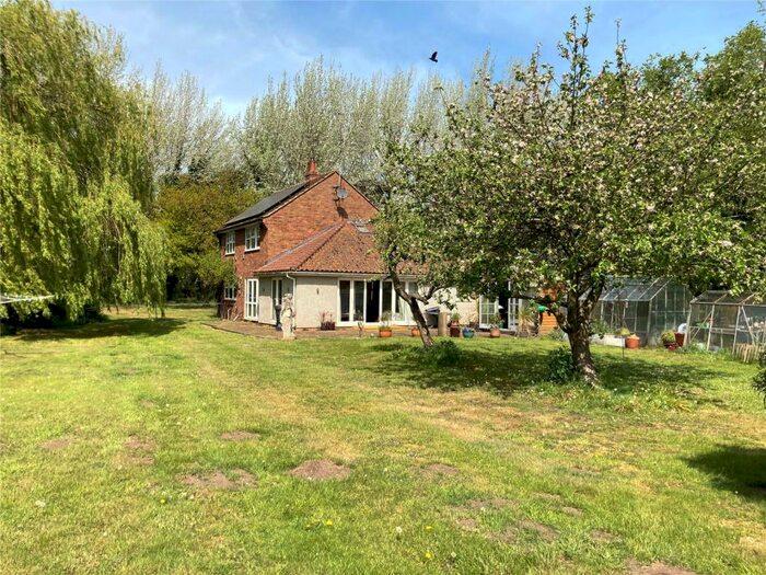 3 Bedroom Detached House For Sale In The Common, Beck Row, Bury St. Edmunds, Suffolk, IP28