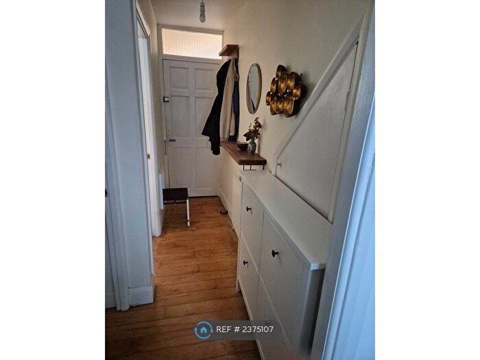 1 Bedroom Flat To Rent In Mitcham, London, CR4