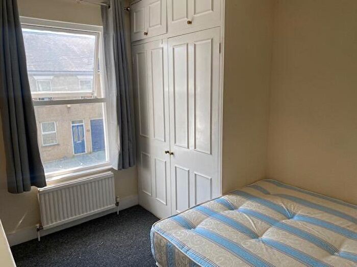 1 Bedroom Terraced House To Rent In De Beauvoir Road, Reading, Berkshire, RG1