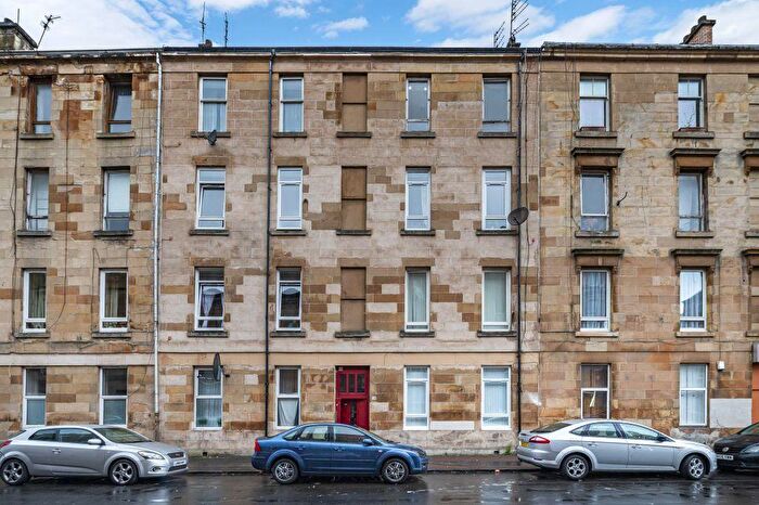 2 Bedroom Flat For Sale In Westmoreland Street, Glasgow, G42