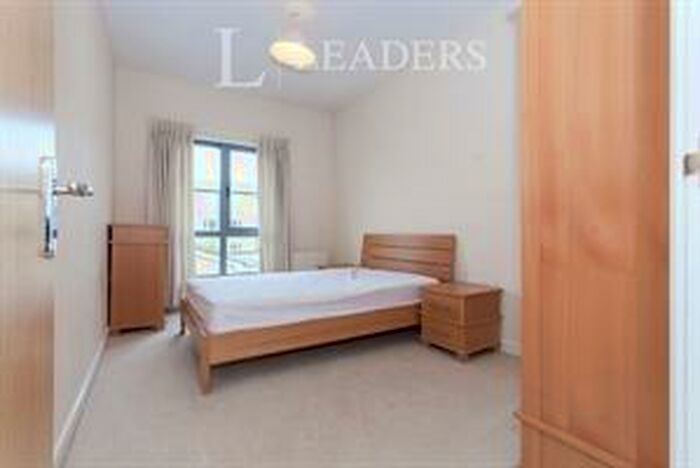 2 Bedroom Property To Rent In Rustat Avenue, Cambridge, CB1