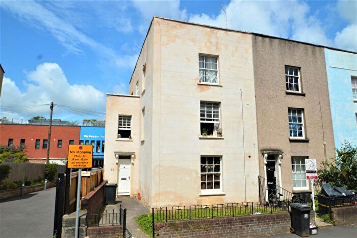 2 Bedroom Flat To Rent In Bath Buildings, Montpelier, Bristol, BS6