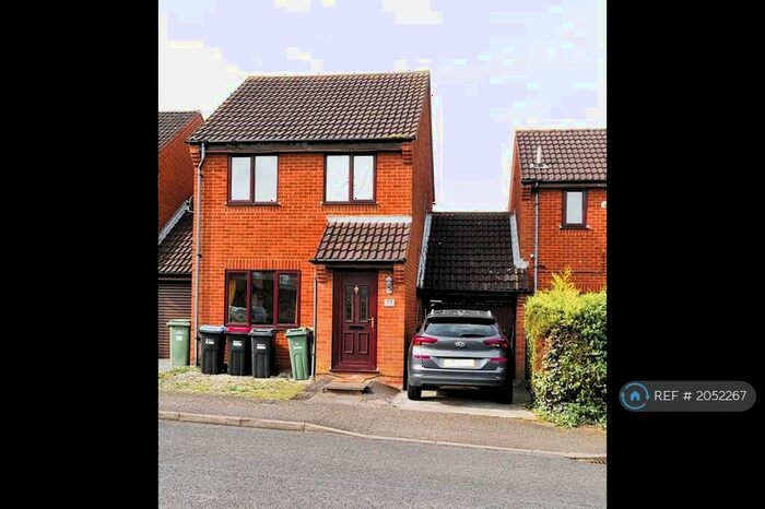 3 Bedroom Semi-Detached House To Rent In Taunton Deane, Emerson Valley, Milton Keynes, MK4