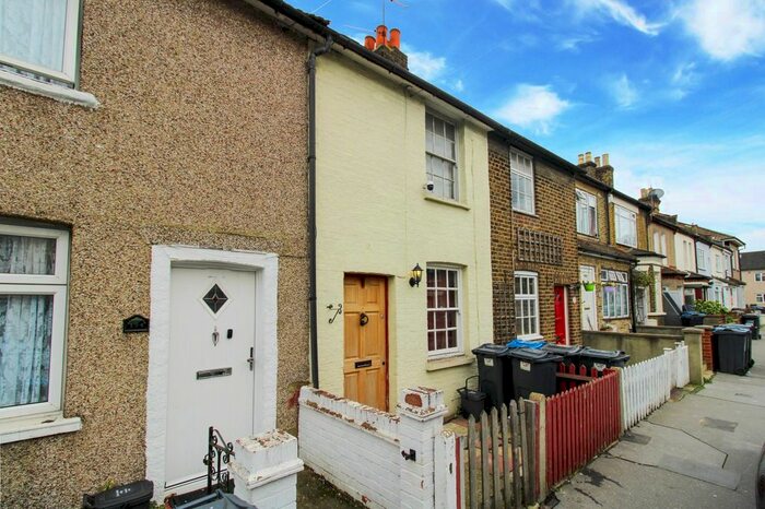 2 Bedroom Terraced House To Rent In Gloucester Road, Croydon, CR0
