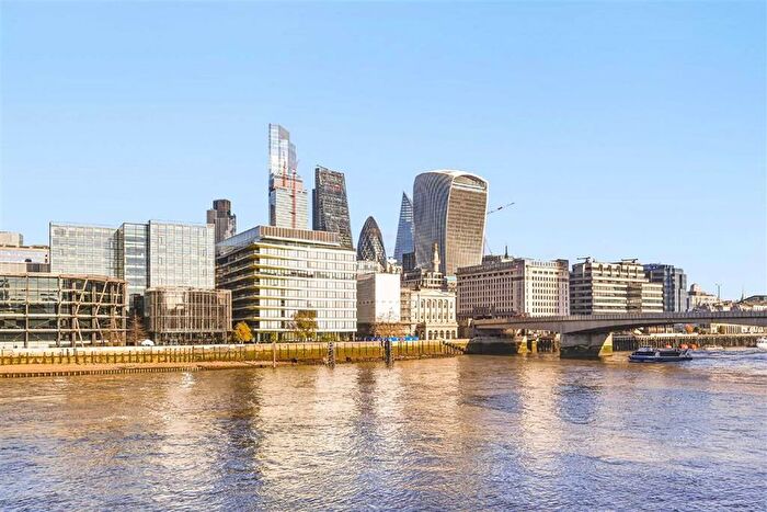 2 Bedroom Flat For Sale In Clink Street, London Bridge, SE1