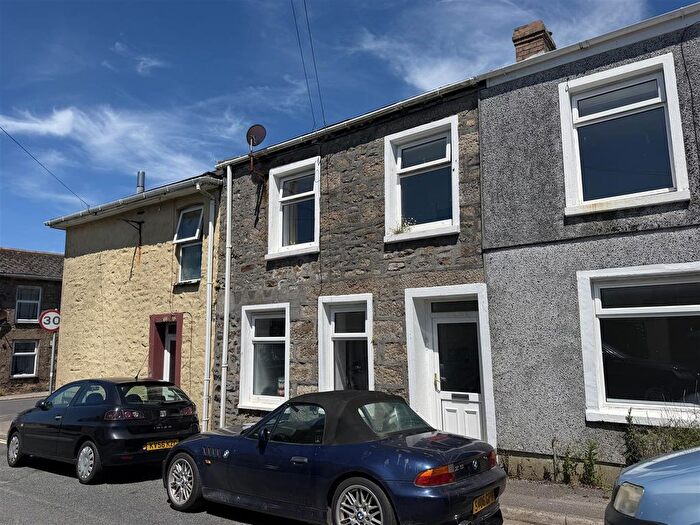 2 Bedroom Flat To Rent In East Charles Street, Camborne, TR14