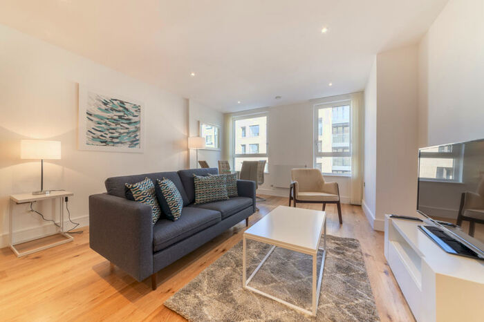 1 Bedroom Apartment To Rent In Harbourside Court, Gullivers Walk, London, SE8