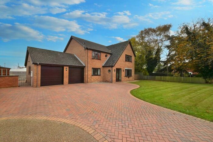 5 Bedroom Detached House For Sale In Eaudyke, Friskney, PE22