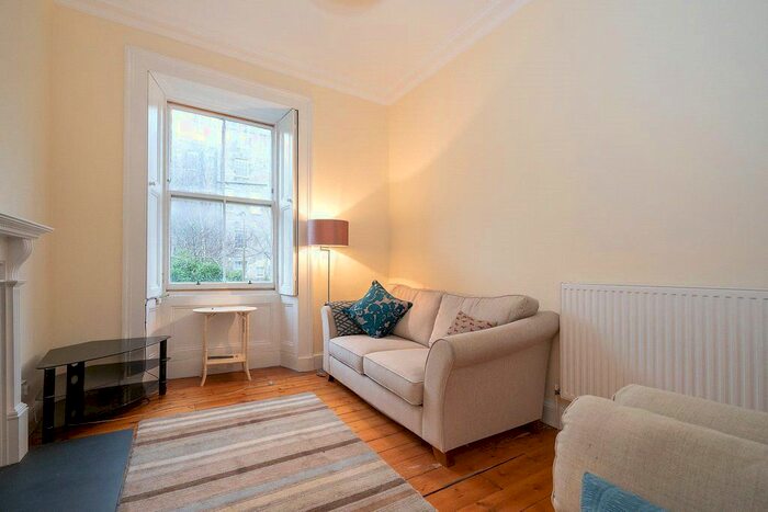 1 Bedroom Flat To Rent In Cumberland Street, Edinburgh, EH3