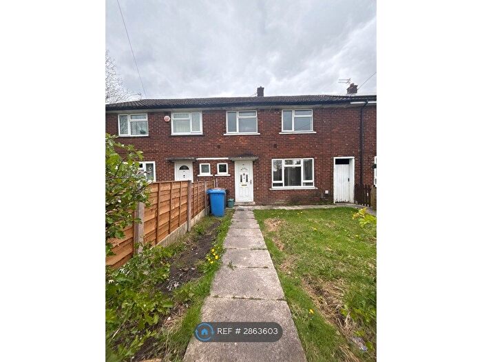 3 Bedroom Terraced House To Rent In Moorhey Road, Manchester, M38