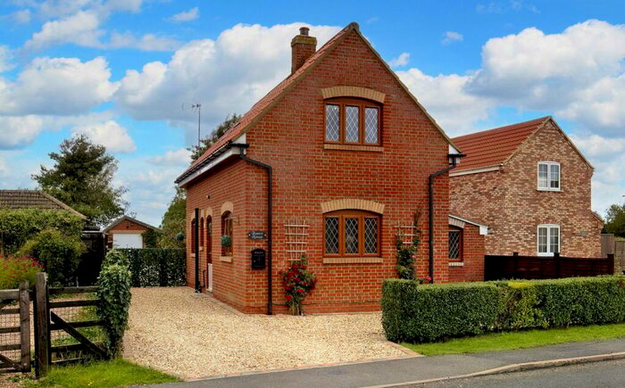 4 Bedroom Detached House For Sale In Main Road, Withern, Alford, LN13