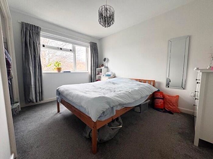 Apartment To Rent In Rosewarn Close, Bath, BA2