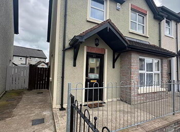 3 Bedroom Mid Terraced House For Sale In Linen Green, Strabane, BT82