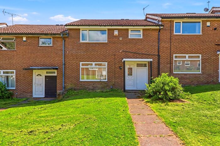 3 Bedroom Terraced House To Rent In Landseer Way, Leeds, LS13