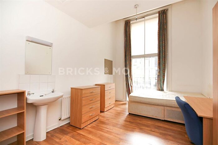 6 Bedroom Flat To Rent In Clayton Street West, Newcastle Upon Tyne, NE1