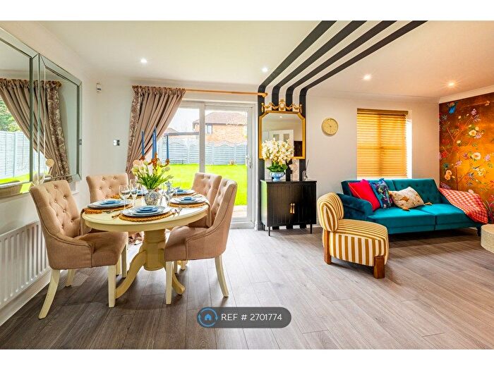 2 Bedroom Detached House To Rent In Keaton Close, Crownhill, Milton Keynes, MK8