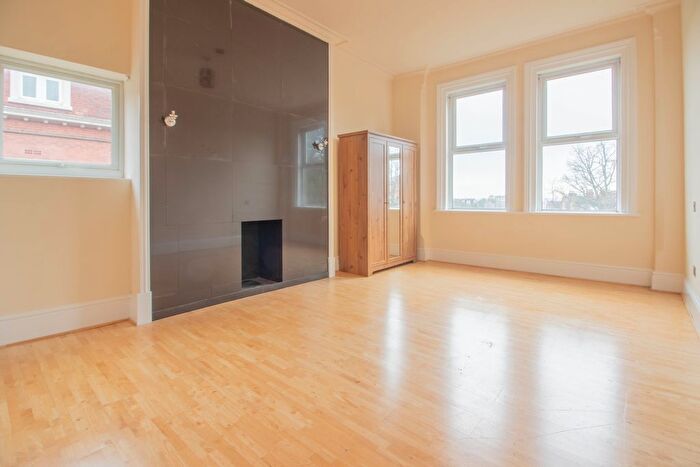 1 Bedroom Terraced House To Rent In Newcastle Drive, Nottingham, NG7