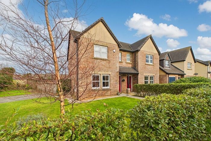 3 Bedroom Semi Detached House For Sale In Whins Close, High Harrington, CA14