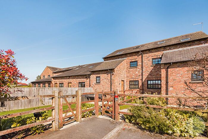 3 Bedroom Terraced House For Sale In Bolshaw Farm, Heald Green, SK8