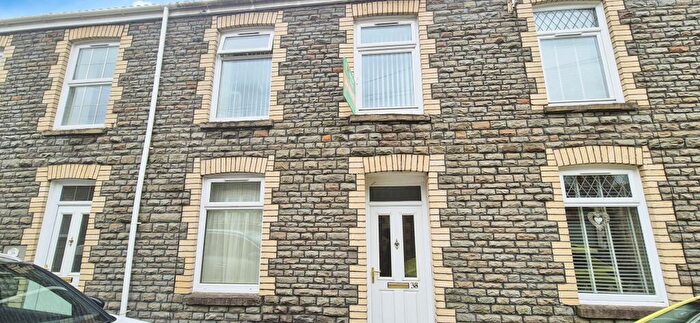 3 Bedroom House To Rent In Whittington Street, Neath, SA11