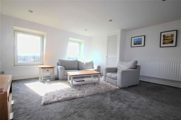 1 Bedroom Flat To Rent In Bromley Road, Beckenham, BR3