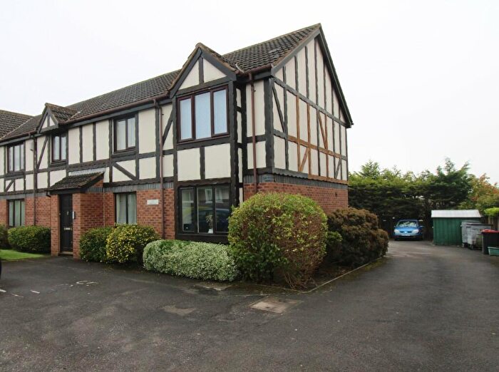 1 Bedroom Flat For Sale In Westby Court, Poulton-Le-Fylde, Lancashire, FY6