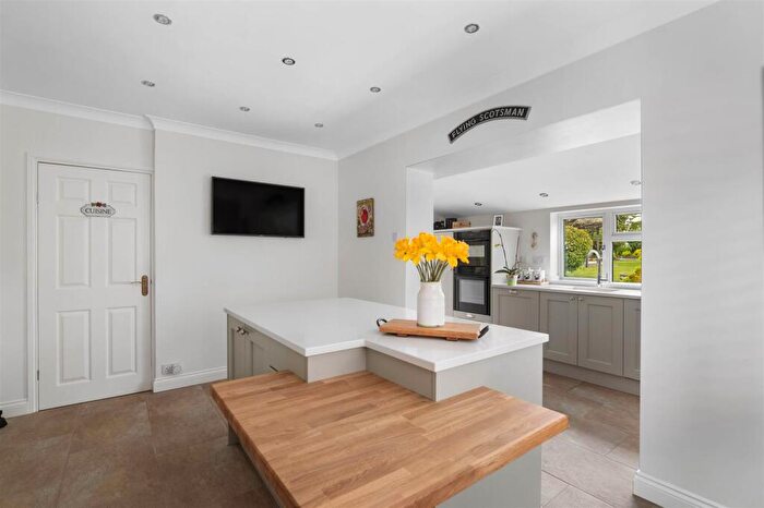 2 Bedroom Detached Bungalow For Sale In Oak Tree Lane, Cookhill, Alcester, B49