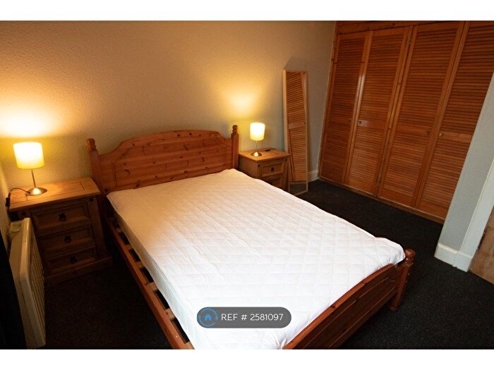 1 Bedroom Flat To Rent In Bryson Road, Edinburgh, EH11