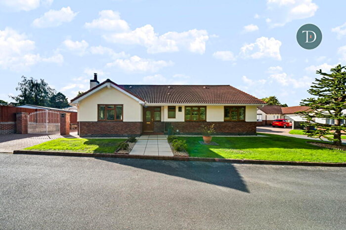 3 Bedroom Detached Bungalow For Sale In Harpur Close, Great Sutton, Ellesmere Port, CH66