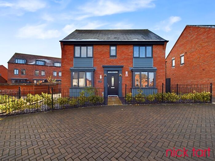4 Bedroom Detached House To Rent In Birchfield Way, Telford, TF3