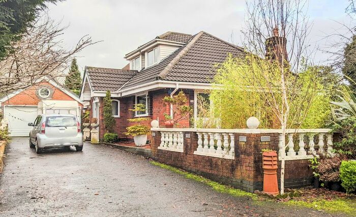 4 Bedroom Detached House To Rent In Mills Farm Close, Oldham, OL8