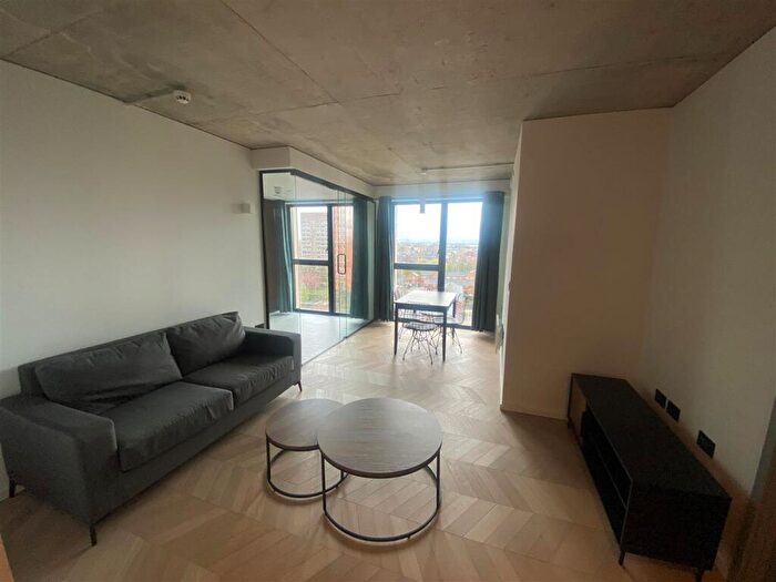 2 Bedroom Apartment To Rent In F Spinners Way, Castlefield, Manchester, M15