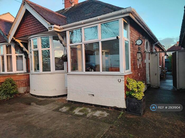 3 Bedroom Bungalow To Rent In Boughton Green Road, Northampton, NN2