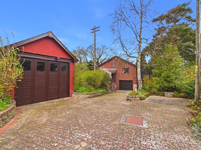 4 Bedroom Detached House For Sale In Stradbroke Road, Pakefield, Suffolk, NR33