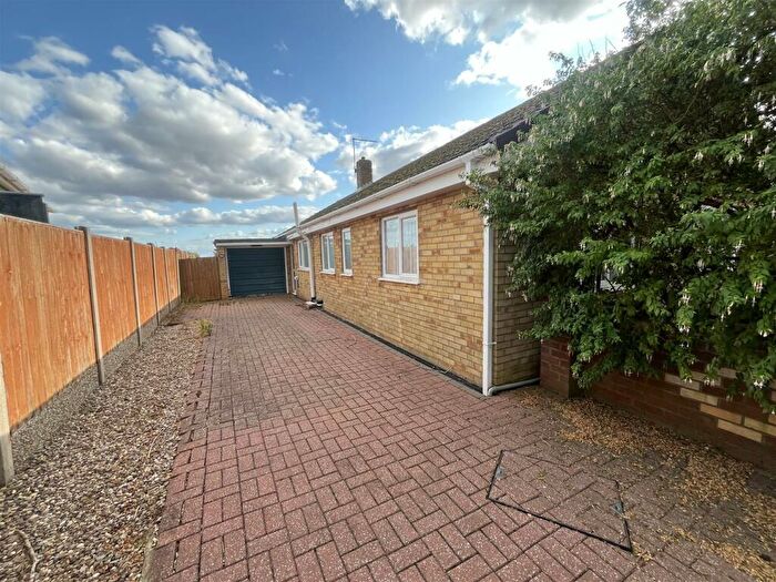 3 Bedroom Detached Bungalow To Rent In Sea Road, Anderby, Skegness, PE24