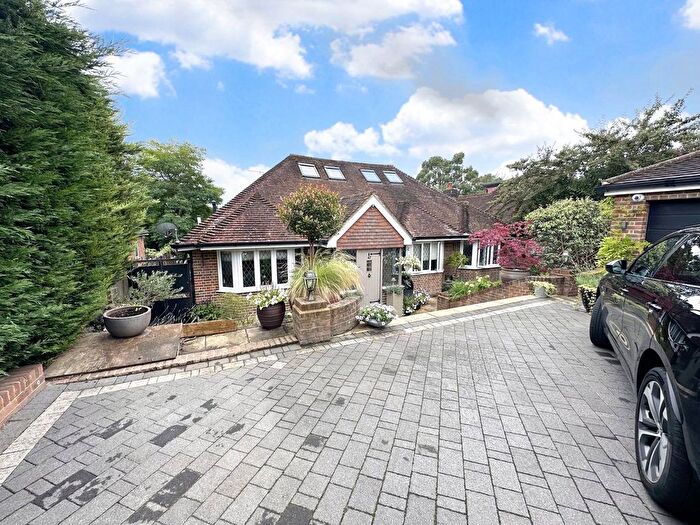 6 Bedroom Detached House To Rent In Middle Road, Denham, Greater London, UB9