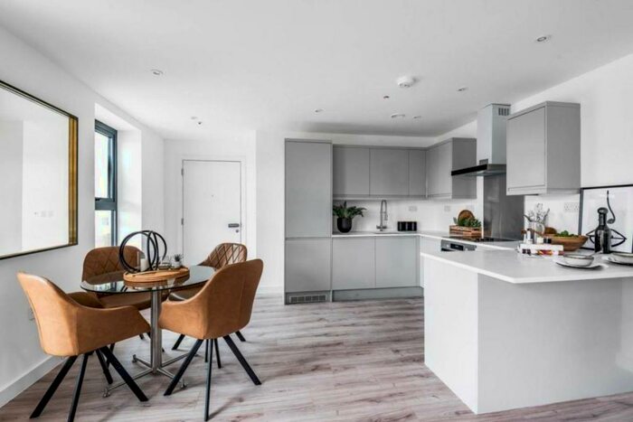 1 Bedroom Apartment For Sale In St. Cecilia Street, Leeds, LS2