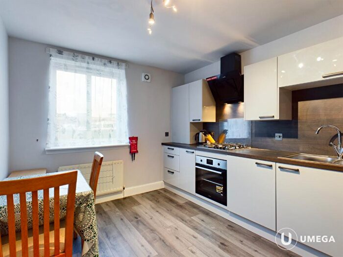 2 Bedroom Apartment To Rent In Moray Park Terrace, Meadowbank, Edinburgh, EH7