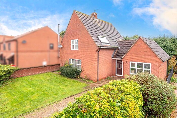3 Bedroom Detached House For Sale In Steeple House, High Street, South Clifton, Newark, NG23