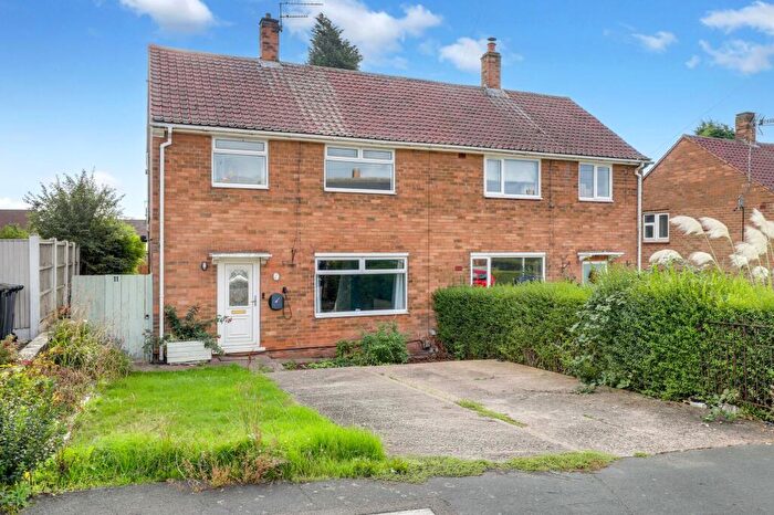 3 Bedroom Semi-Detached House For Sale In Elm Grove, Arnold, NG5