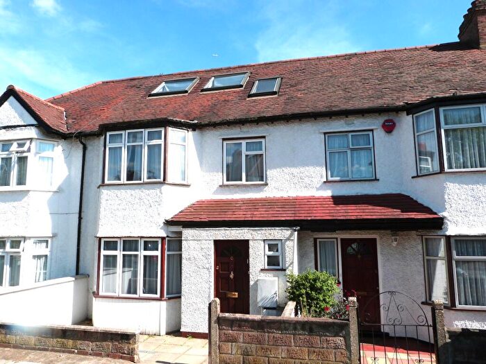 5 Bedroom Terraced House For Sale In Boyne Avenue, Hendon, NW4