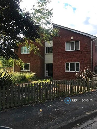 Studio To Rent In Welwyn Park Drive, Hull, HU6