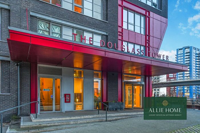 3 Bedroom Flat For Sale In Orchard Pl, Goodluck Hope, E14