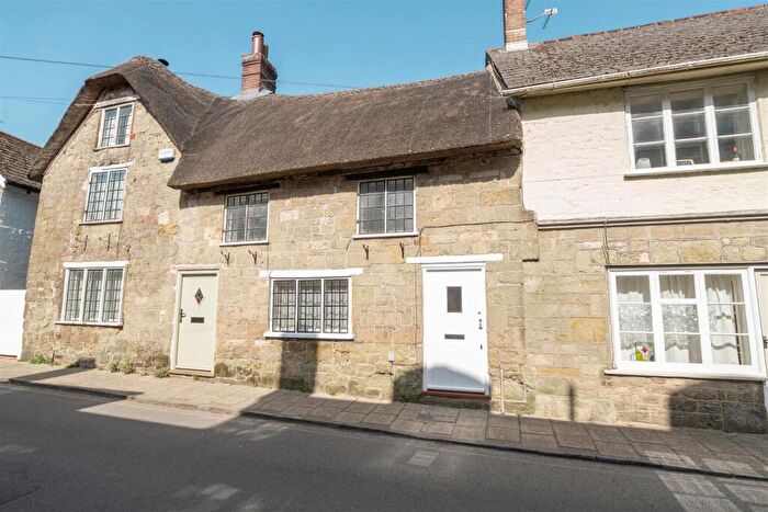 2 Bedroom Terraced House For Sale In Bell Street, Shaftesbury, Dorset, SP7