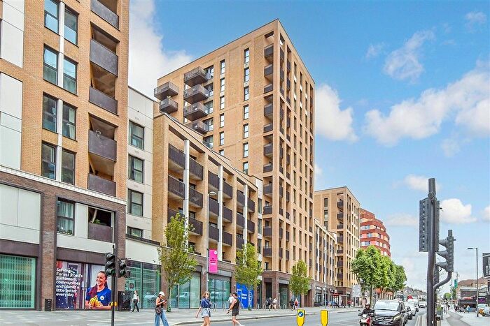 2 Bedroom Flat For Sale In Forest Road, Walthamstow, E17