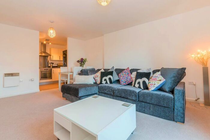 2 Bedroom Flat To Rent In Skyline, Granville Street, B1