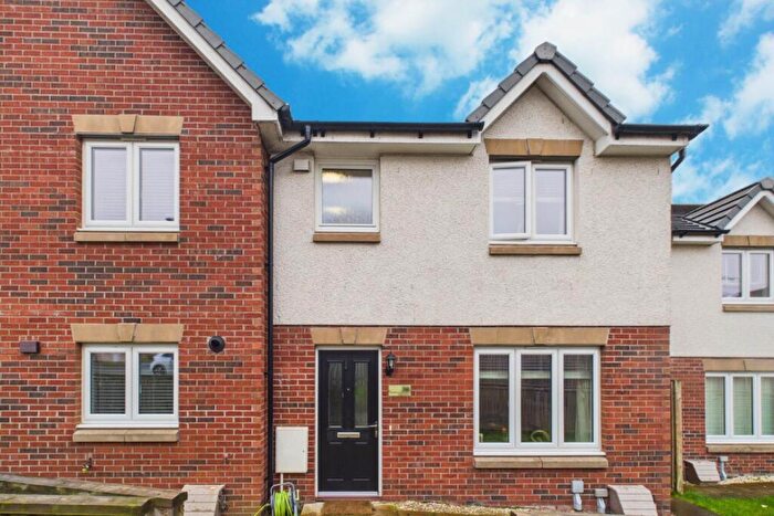 3 Bedroom Semi Detached House For Sale In Kilgarth Road, Uddingston, G71